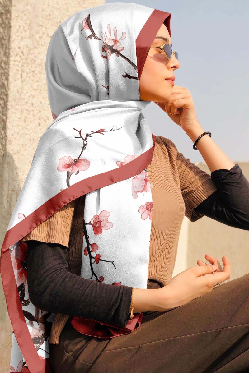 Black Wolf - BEAUTY SPRING SILK HIJAB - OFF WHITE - 1 Piece
