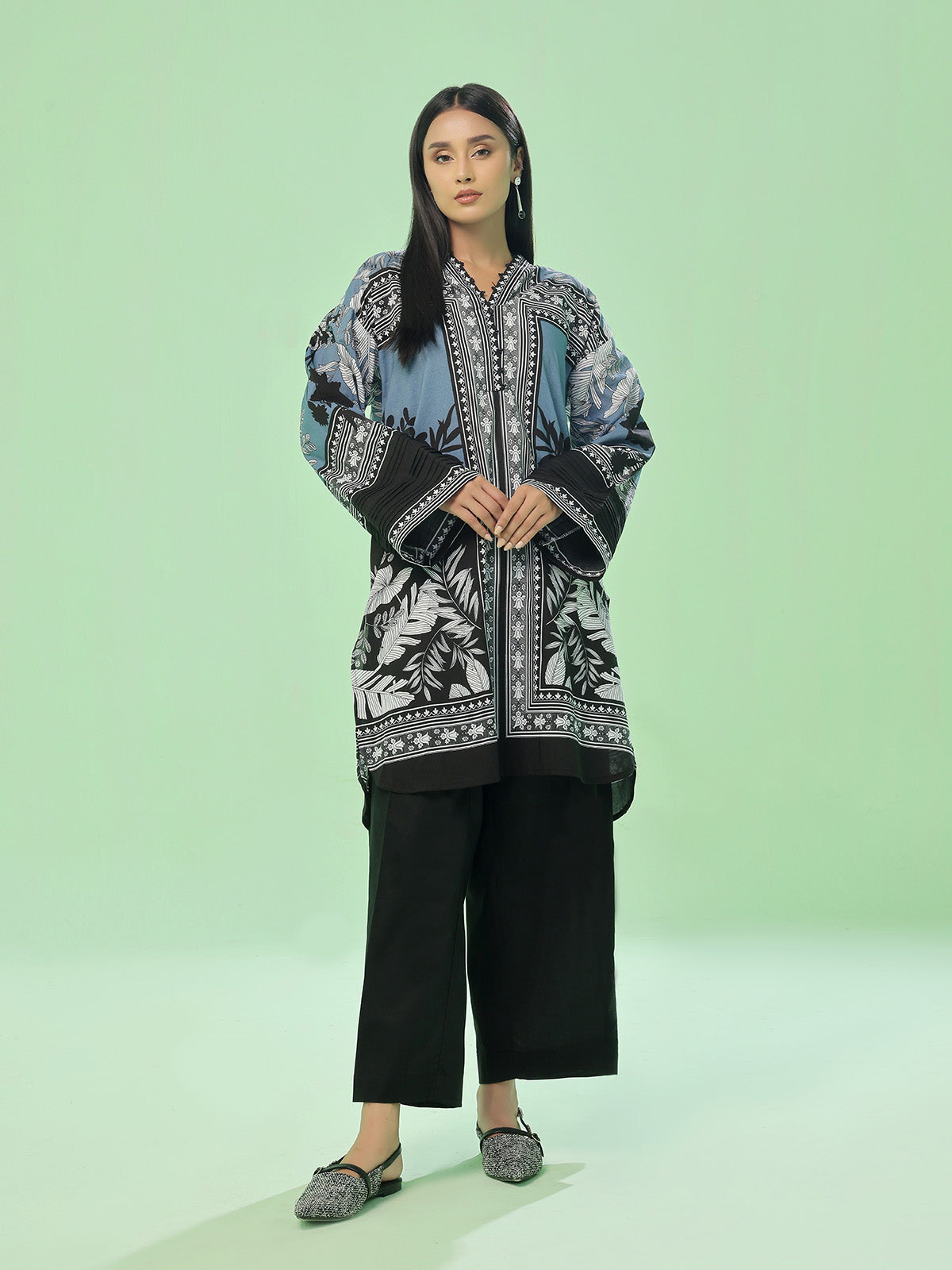 Oaks - Lawn Printed Unstitch Suit For Women - Grey - 1 Piece