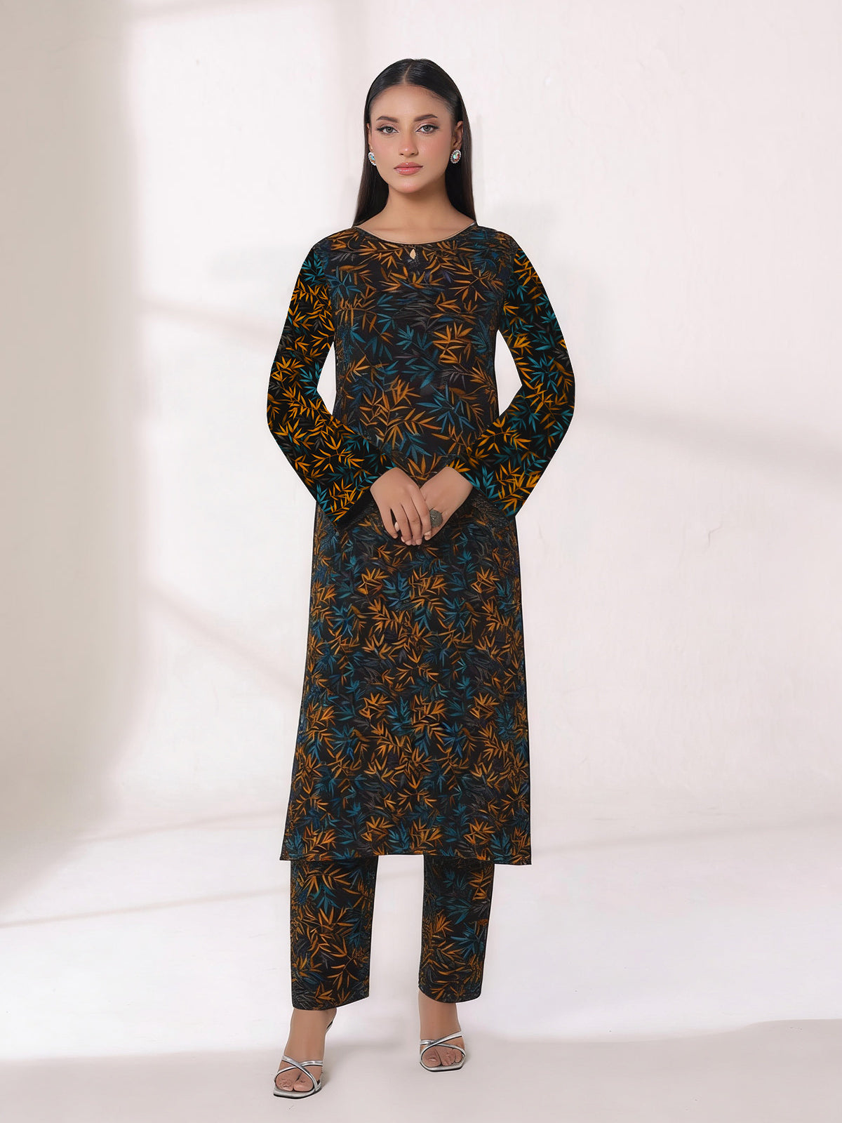 Oaks Printed Lawn Unstitched Black 2 Piece