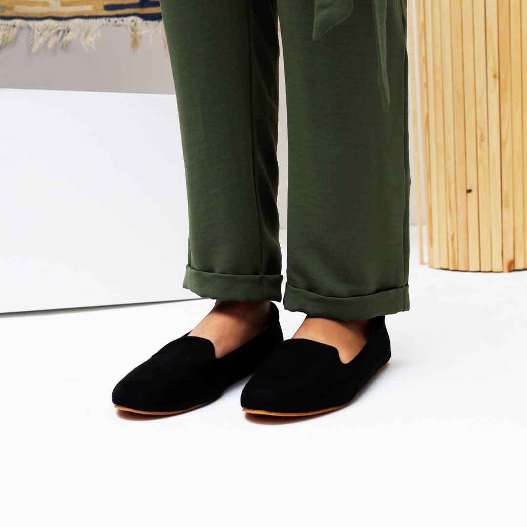 JootiShooti - Classic Black Loafers