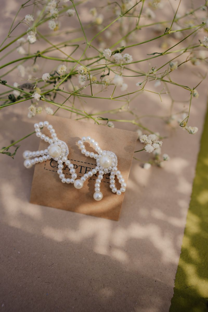 CHAPTER 13 - Bow tie earrings - Off White - 18984