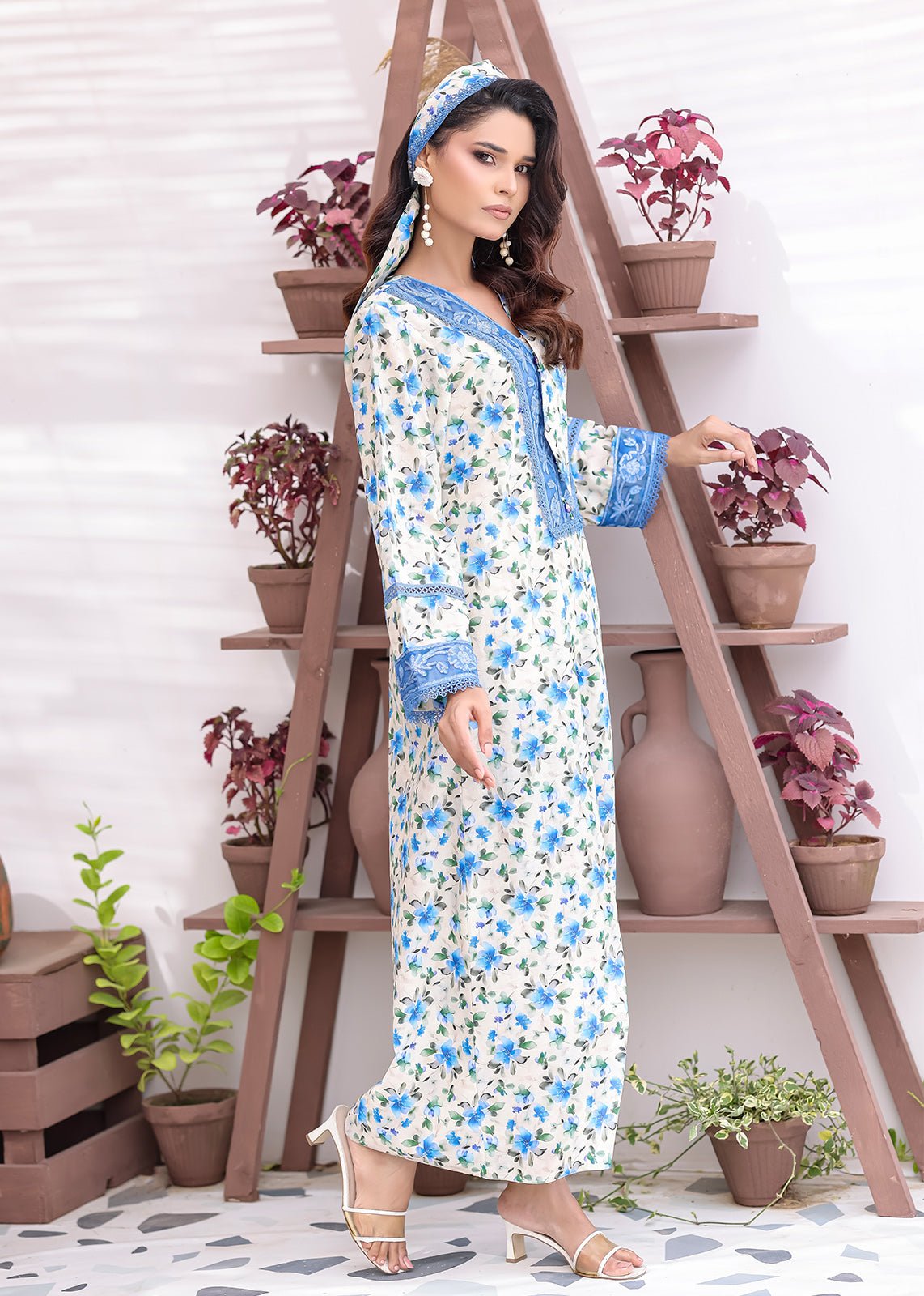 Nawaem Altulle - Breeze - floral - cotton