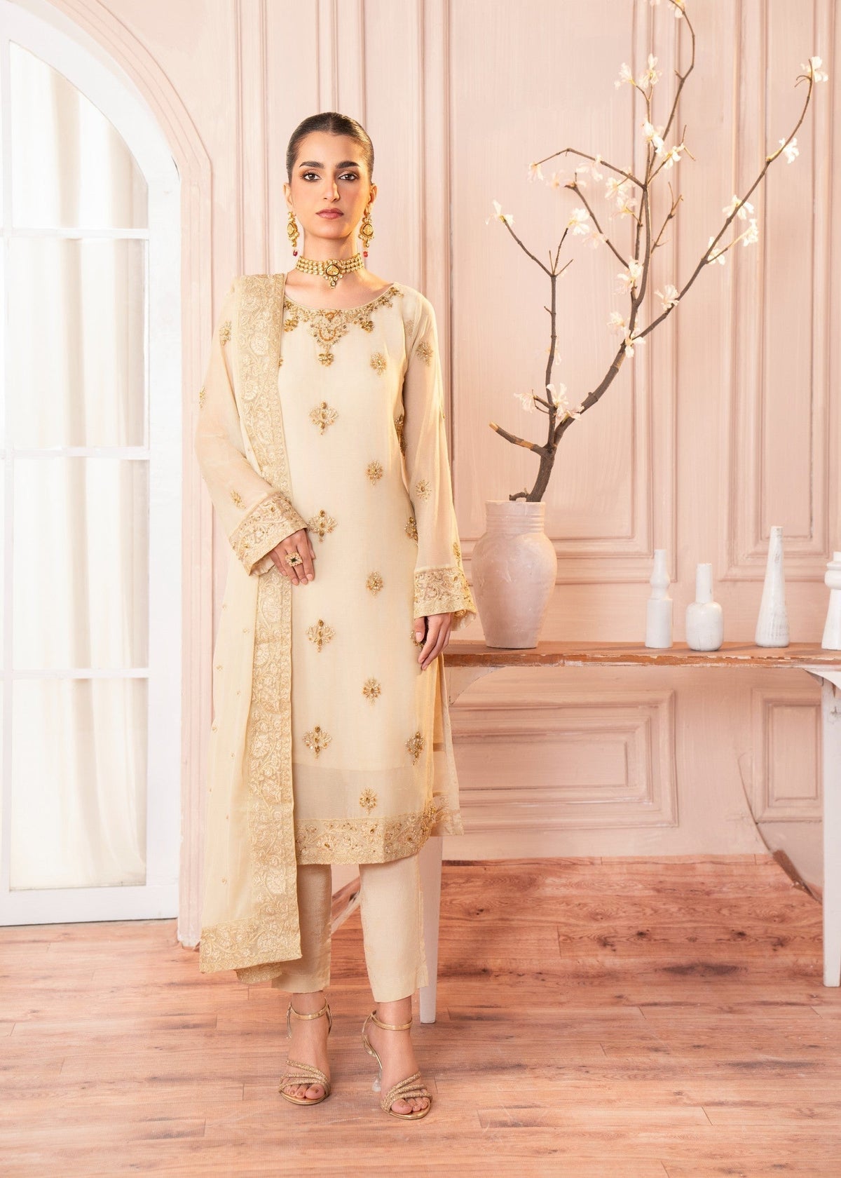 Laleen Soraya 3 Piece Suit Cream