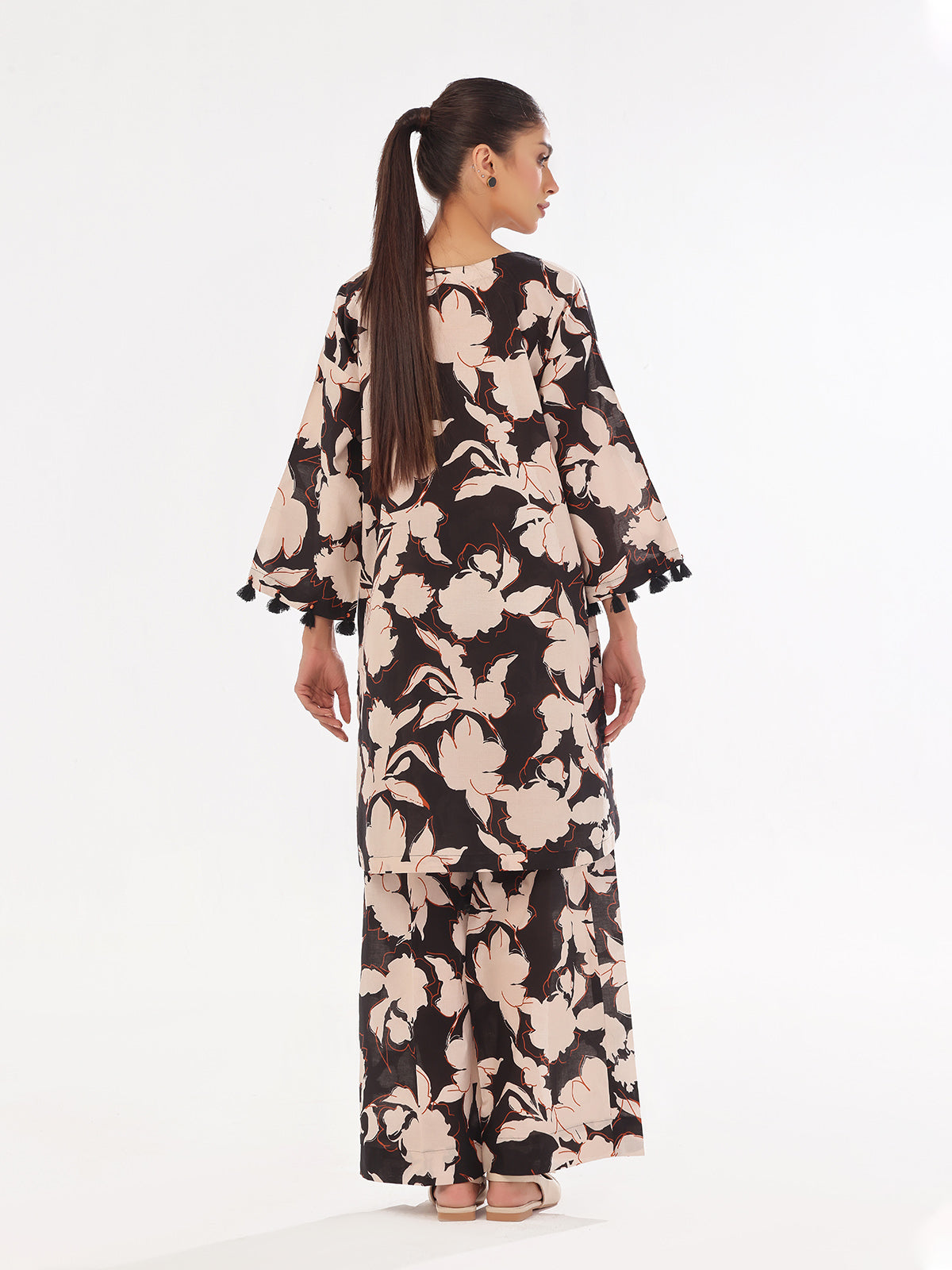 Oaks - Printed Unstitched Swiss Lawn Black - OL2PT-6283-A - 2 Piece - Unstitch
