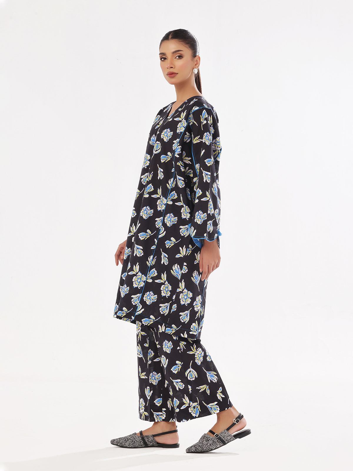 Oaks - Printed Unstitched Swiss Lawn Black - OL2PT-6290-A - 2 Piece - Unstitch