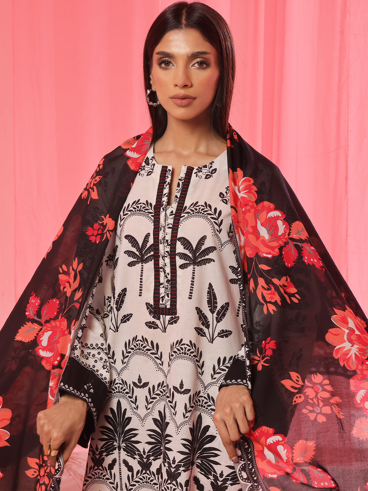 Oaks - Printed Pret & Unstitched Suit Lawn Black - 3 Piece